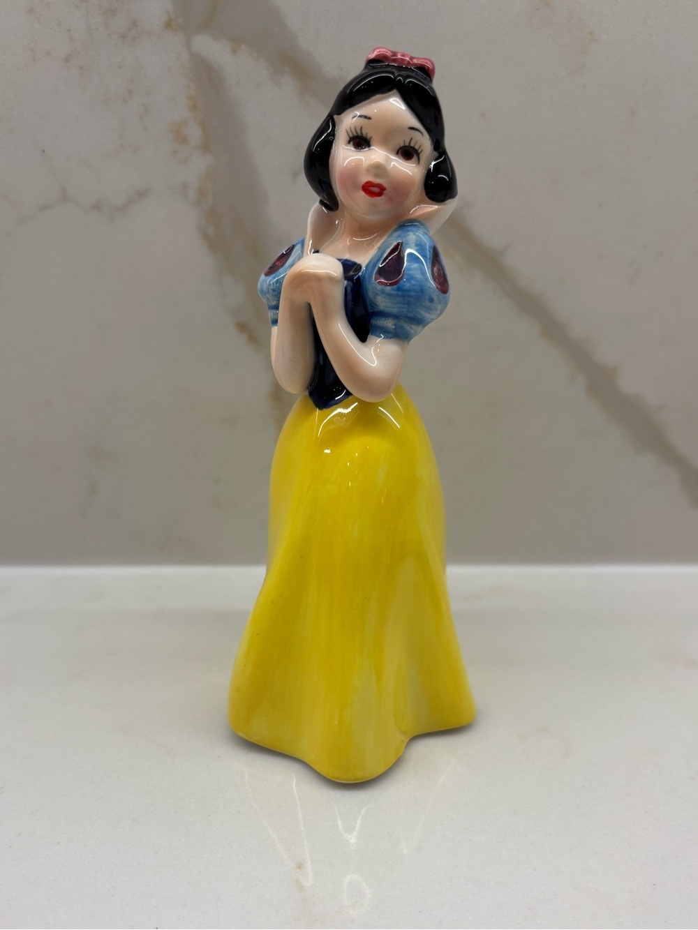 Vintage Walt Disney Productions Snow White Figurine Japan Ceramic Collectible